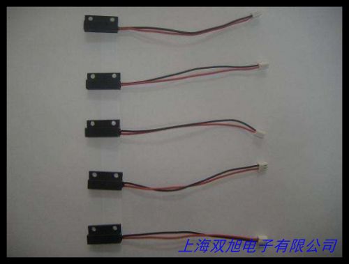 LB-30120電容式接近開(kāi)關(guān) 遠(yuǎn)距離接近開(kāi)關(guān) 液位開(kāi)關(guān)