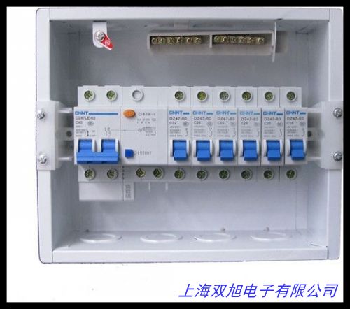 批發(fā)熱銷 電壓電器 小型斷路器UNC100H 3P 空氣開關(guān)