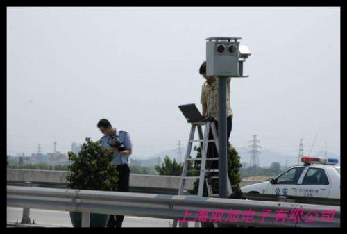EWIG車(chē)速提示設(shè)備LLCSP機(jī)動(dòng)車(chē)速度顯示屏 雷達(dá)測(cè)速儀 價(jià)格看詳情